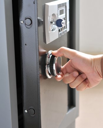 Lock Key Store Los Angeles, CA 310-844-9288 Lock Key Store Los Angeles, CA 310-844-9288